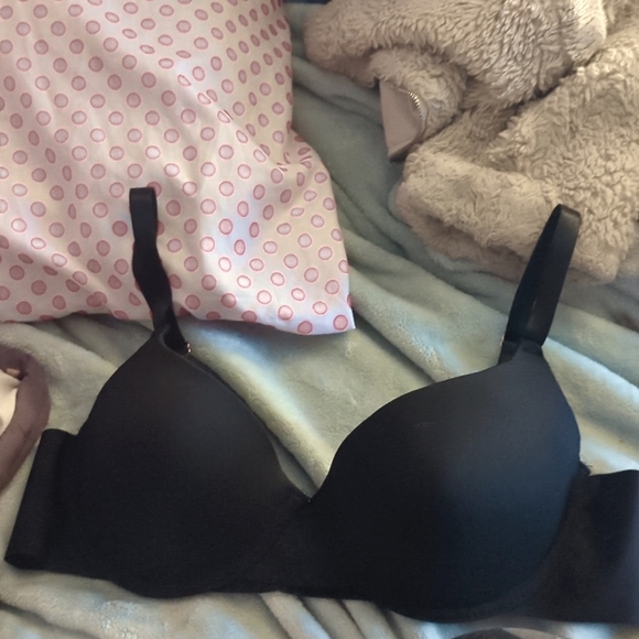 carisma Other - NWOT black bra with rose gold accents 2/10 Bras